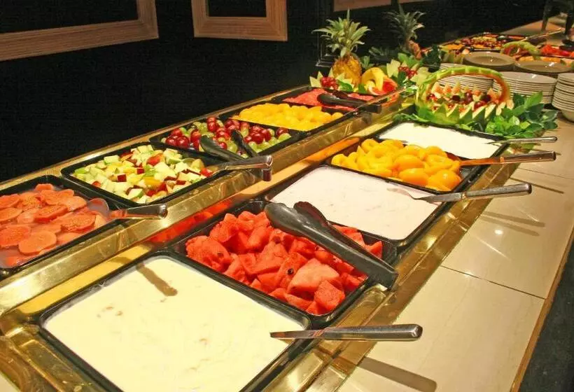 Отель Oudtshoorn Inn