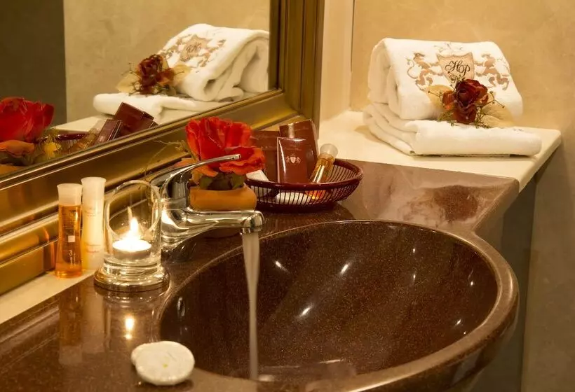 בית מלון כפרי Prahova Plaza