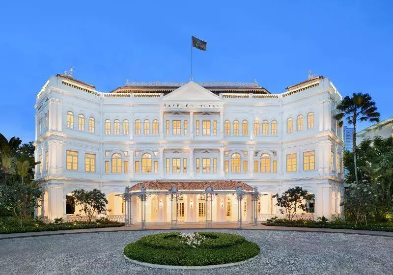 هتل Raffles  Singapore