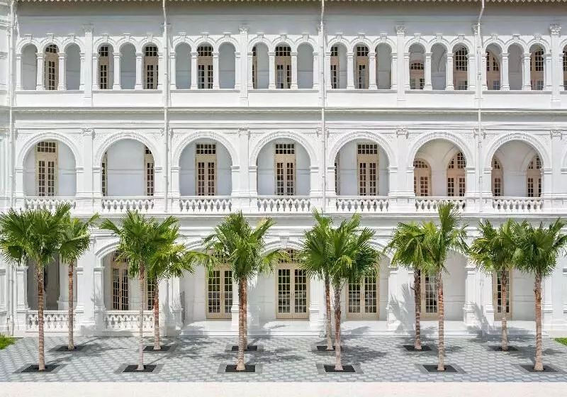هتل Raffles  Singapore