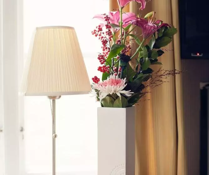 فندق Ronnums Herrgård