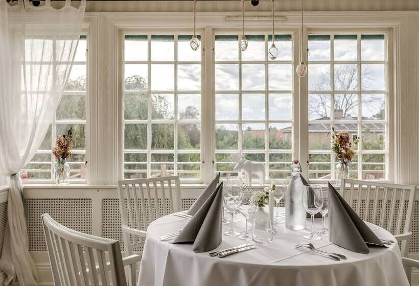 هتل Ronnums Herrgård