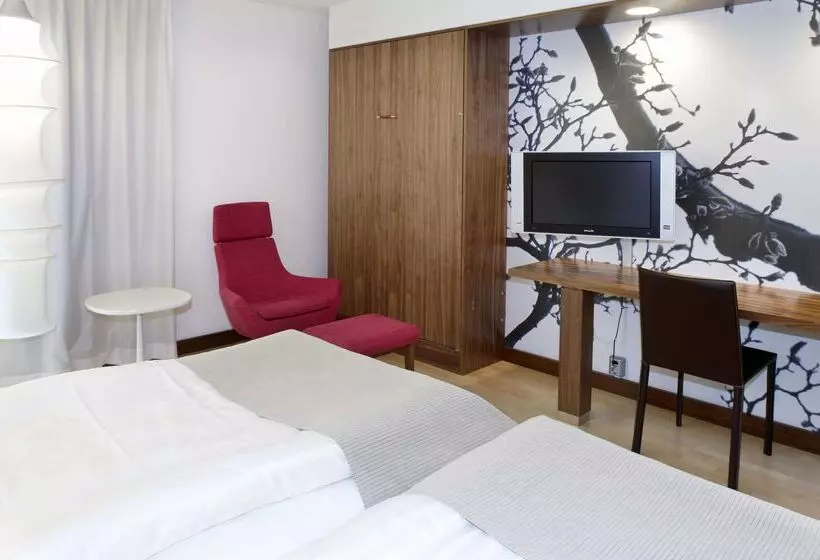 בית מלון כפרי Scandic Crown