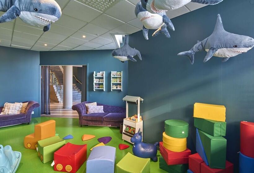 فندق Scandic Crown