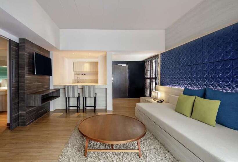 Doubletree By Hilton Phuket Banthai Resort