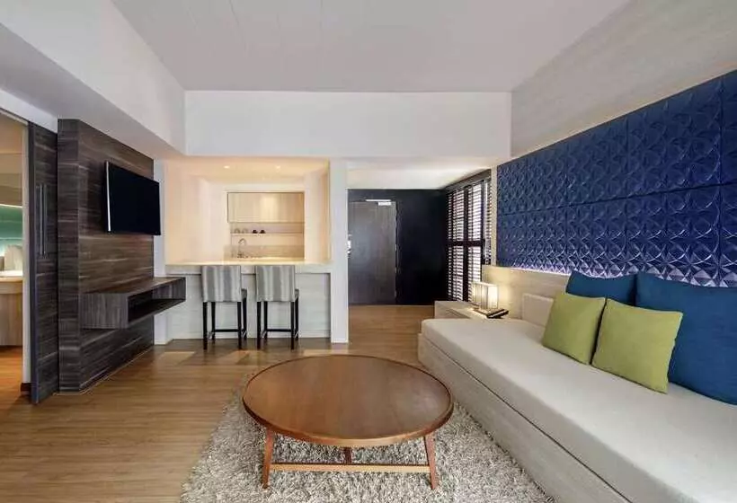 Doubletree By Hilton Phuket Banthai Resort