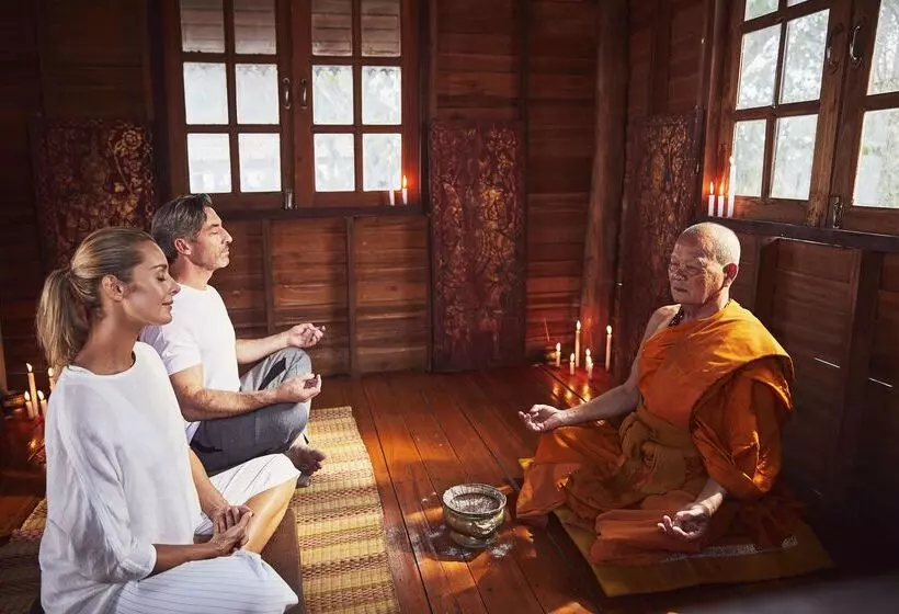 Hotel Anantara Golden Triangle Elephant Camp & Resort