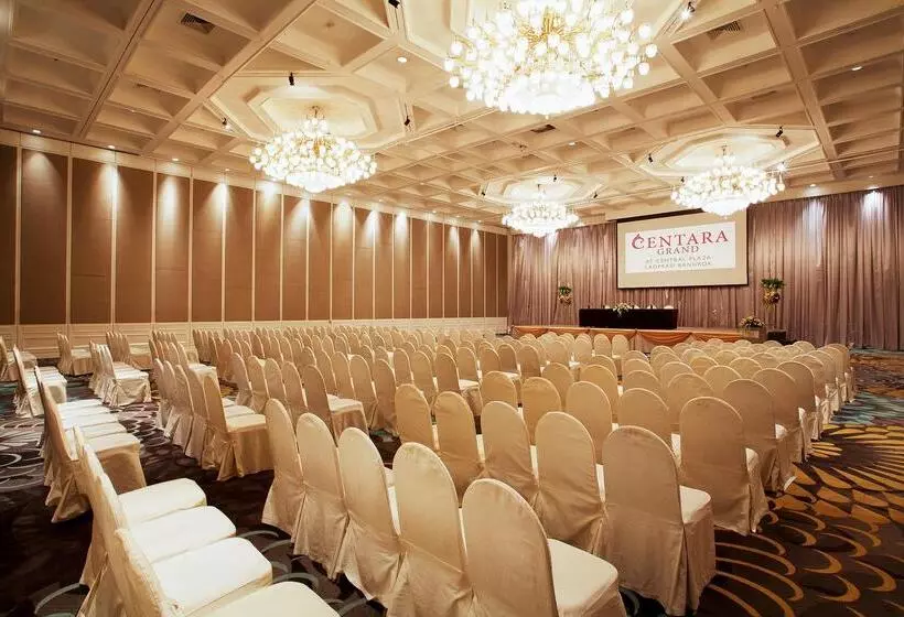호텔 Centara Grand At Central Plaza Ladprao Bangkok