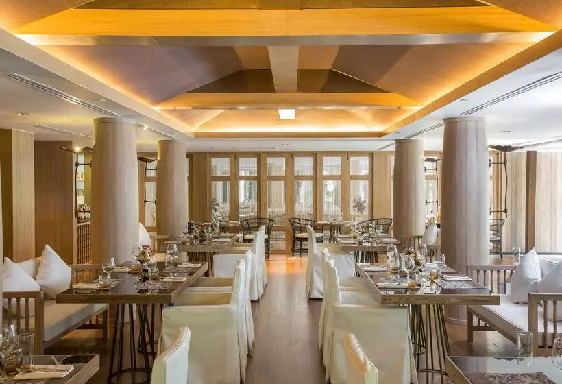 호텔 Centara Grand At Central Plaza Ladprao Bangkok