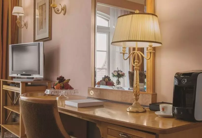 فندق Grand  Europe, A Belmond , St Petersburg