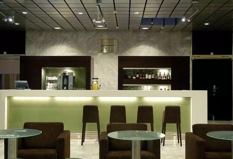 هتل Hilton Helsinki Kalastajatorppa