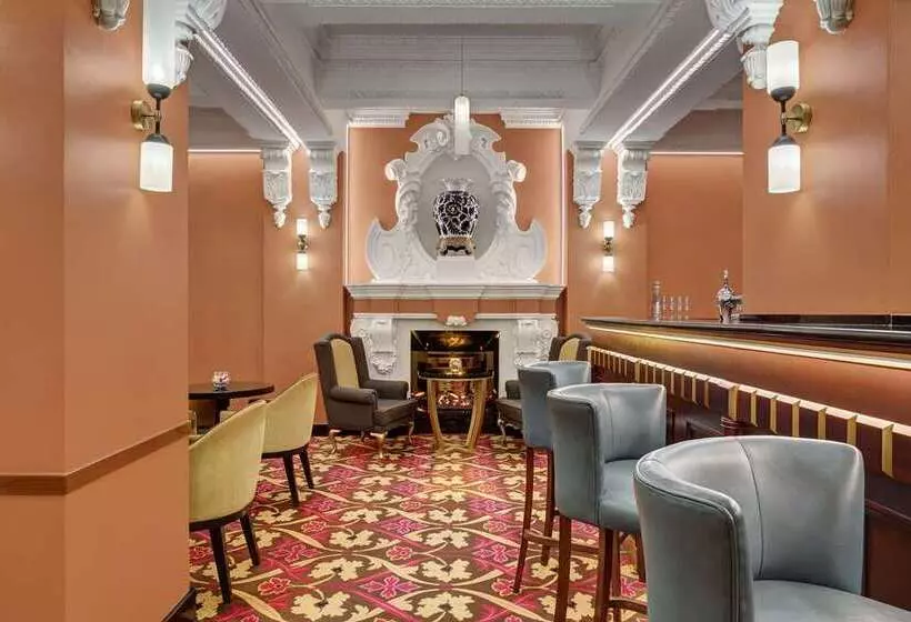 هتل Hilton Moscow Leningradskaya