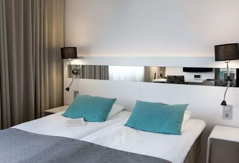 هتل Scandic Julia