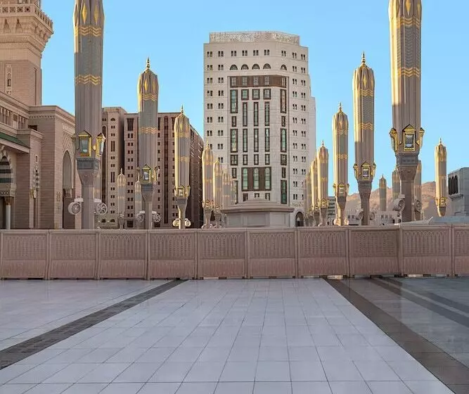 בית מלון כפרי The Oberoi Madina المدينة أوبروي