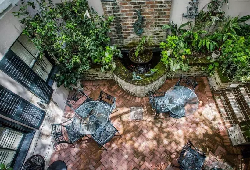 Отель Ballastone Inn