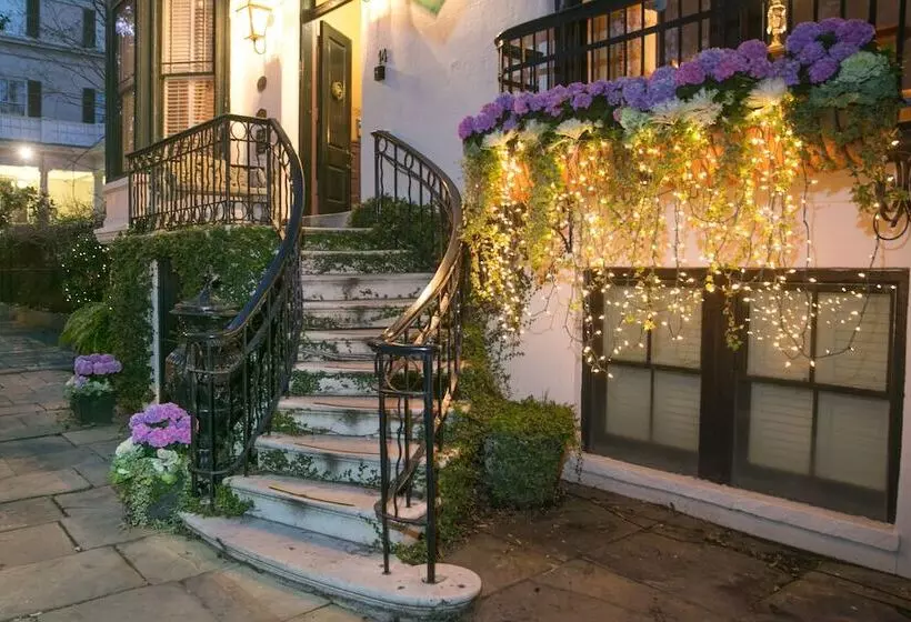 Отель Ballastone Inn