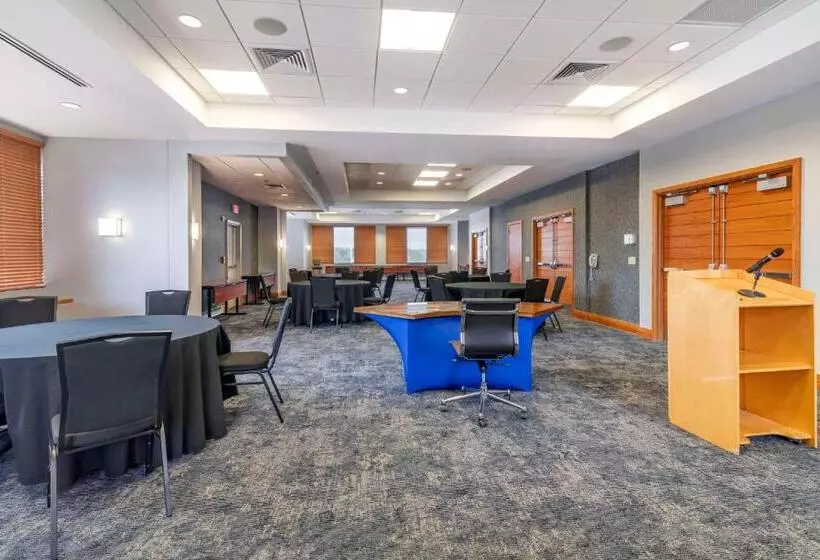 Bangor Aviator Hotel Bw Premier Collection