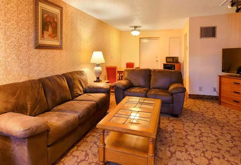 בית מלון כפרי Best Western Tulsa Airport