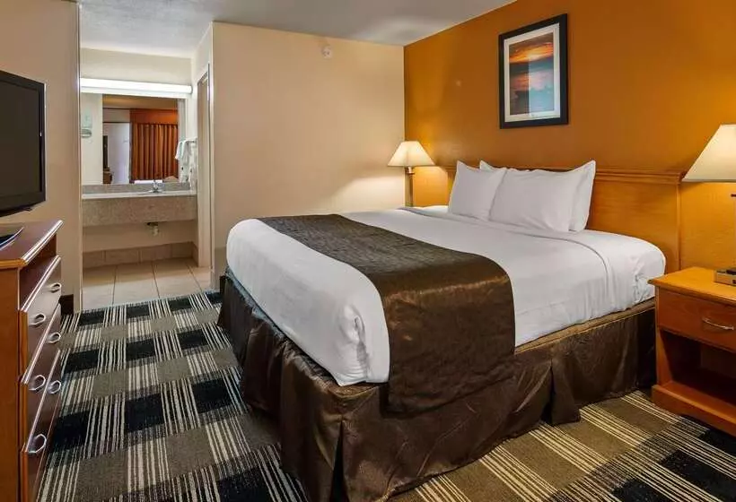 בית מלון כפרי Best Western Tulsa Airport