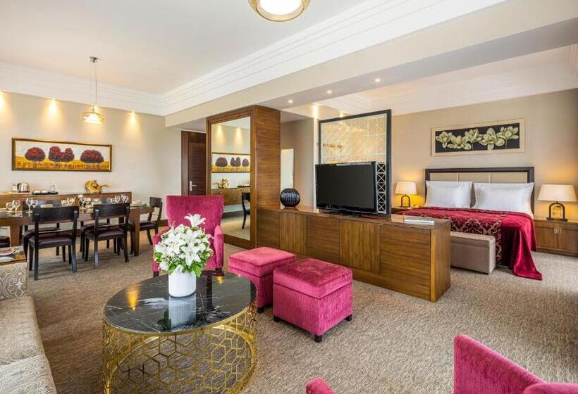 هتل Celik Palace Convention Center Thermal Spa