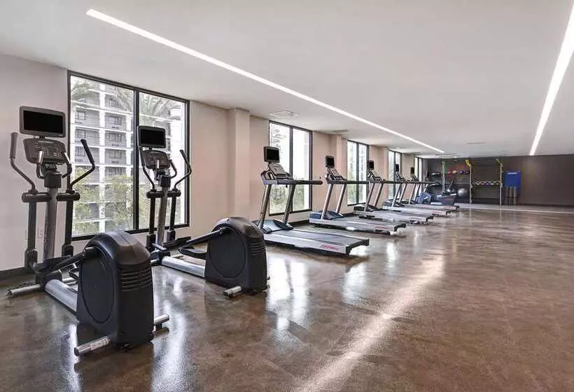 בית מלון כפרי Home2suites By Hilton Anaheim Resort