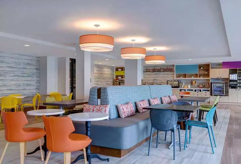 בית מלון כפרי Home2suites By Hilton Anaheim Resort