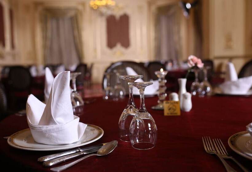 Le Metropole Luxury Heritage Hotel Since 1902 By Paradise Inn Group