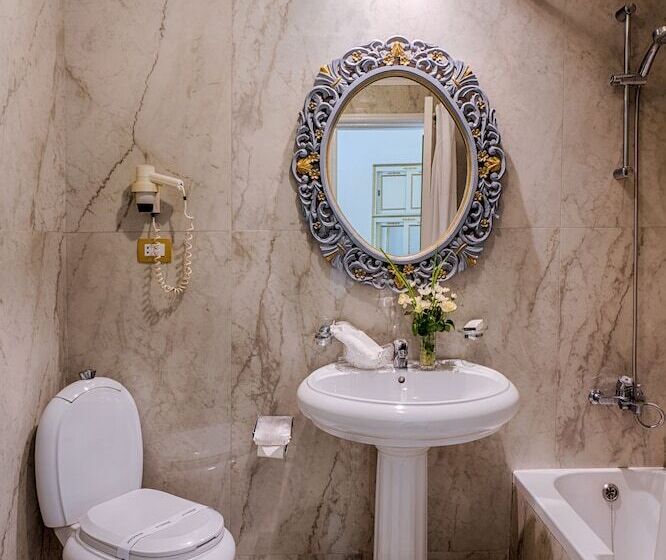 Le Metropole Luxury Heritage Hotel Since 1902 By Paradise Inn Group