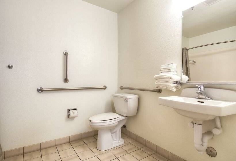 Motel 6bakersfield, Ca  Convention Center