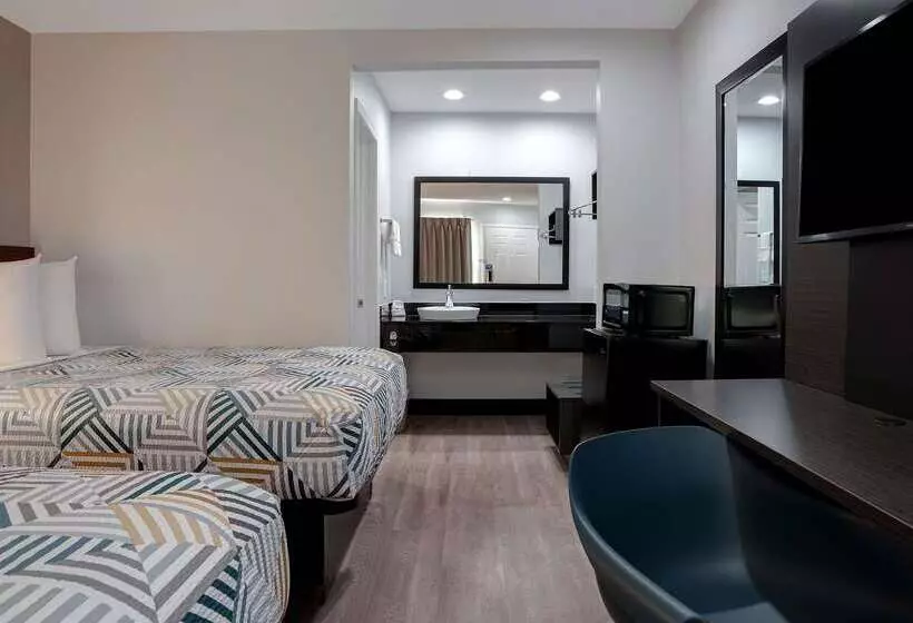 Motel 6eureka, Ca Redwood Coast