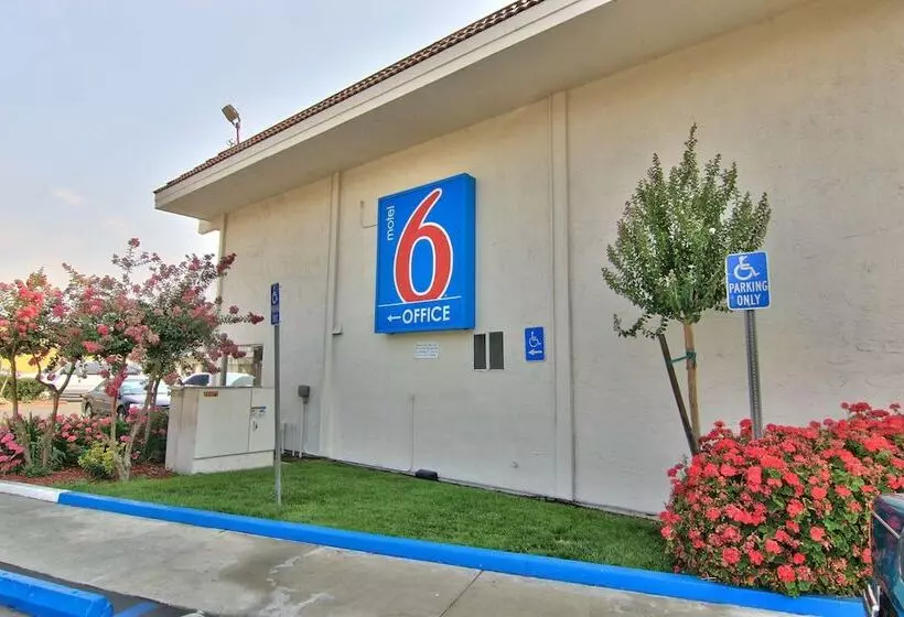 Motel 6sacramento, Ca  Old Sacramento North
