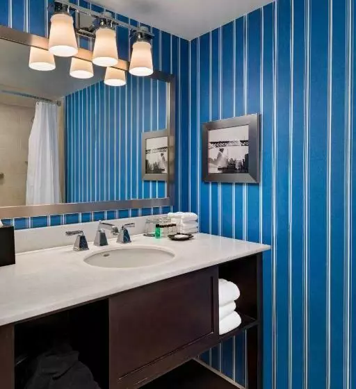 Sheraton Bellevue Hotel