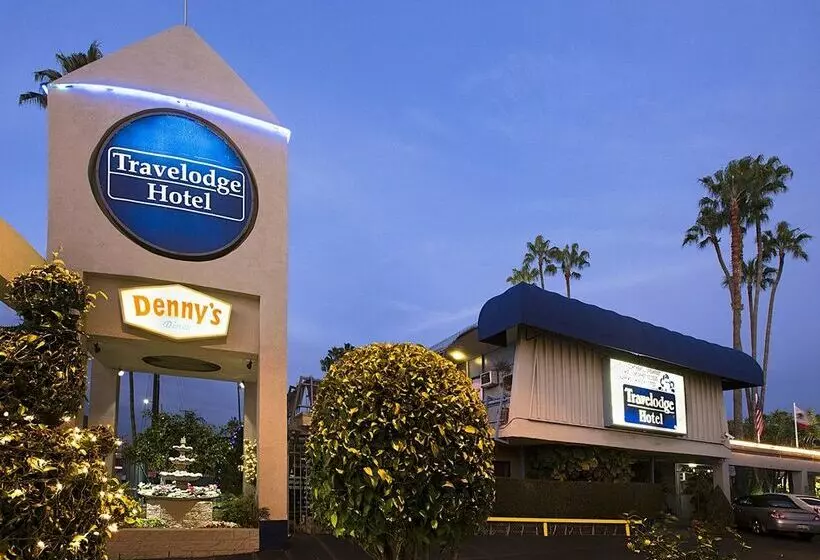 Travelodge Hotel at LAX Airport