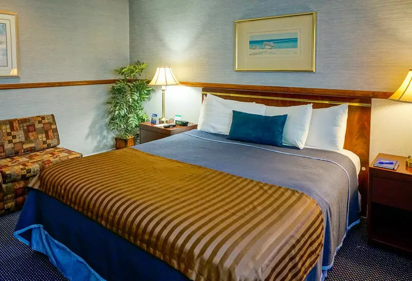 Travelodge Hotel at LAX Airport