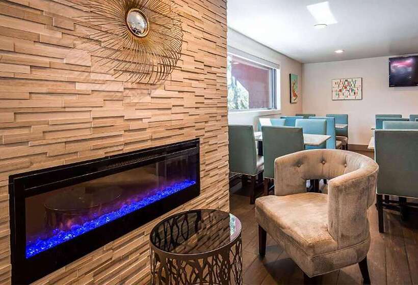 هتل Baymont By Wyndham Durango