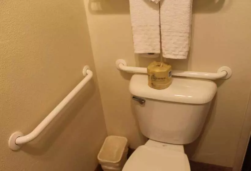 בית מלון כפרי Best Western Casa Grande Inn