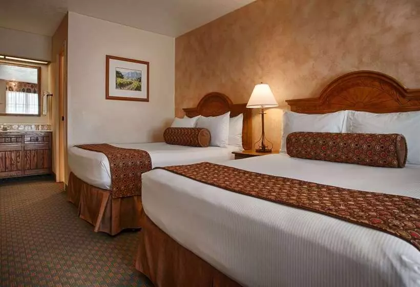 בית מלון כפרי Best Western Casa Grande Inn