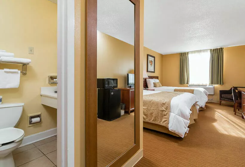 فندق Muskogee Inn