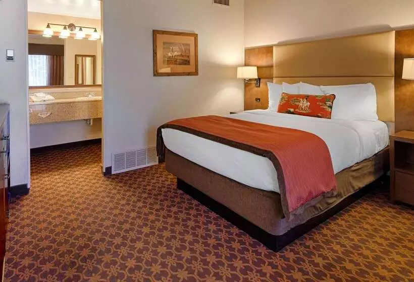 בית מלון כפרי Best Western Outlaw Inn