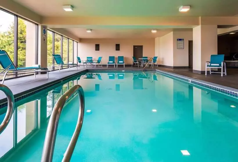 בית מלון כפרי Best Western Pier Point Inn