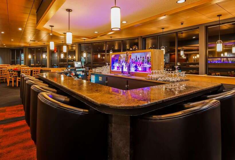 فندق Best Western Plus Kootenai River Inn Casino & Spa