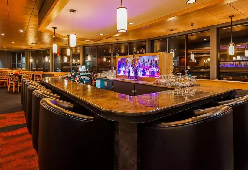 فندق Best Western Plus Kootenai River Inn Casino & Spa