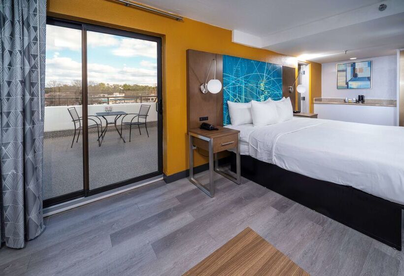 فندق Best Western Plus Raleigh Crabtree Valley