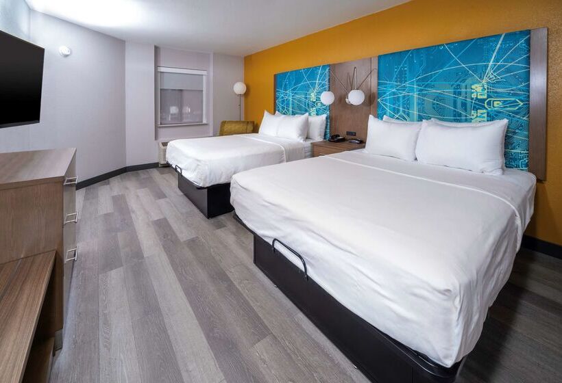 فندق Best Western Plus Raleigh Crabtree Valley