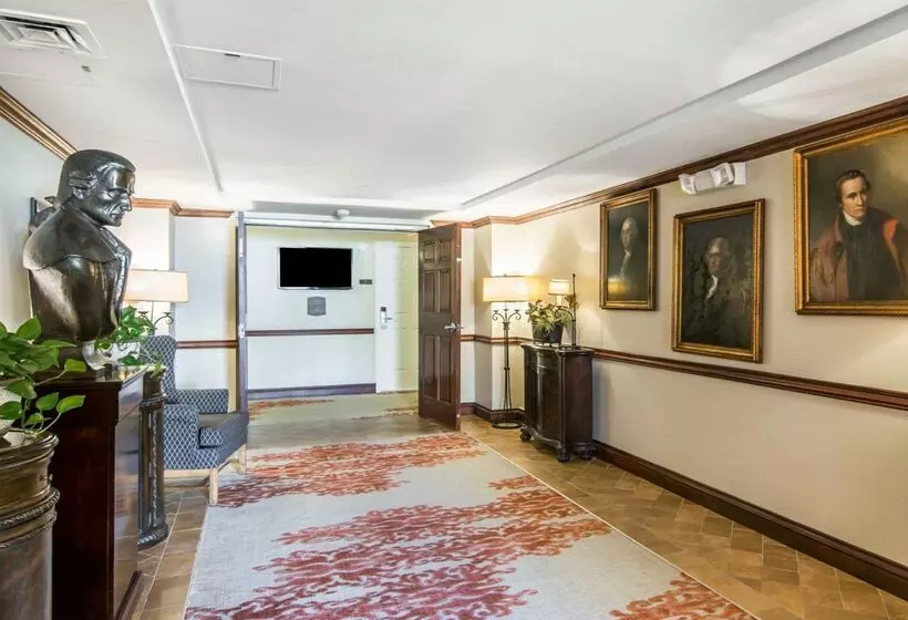 فندق Bluegreen Vacations Patrick Henry Sqr, Ascend Resort Collection