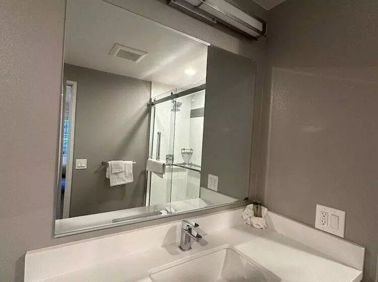 فندق Studio 6 Corona, Ca West