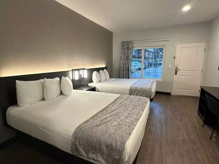 فندق Studio 6 Corona, Ca West