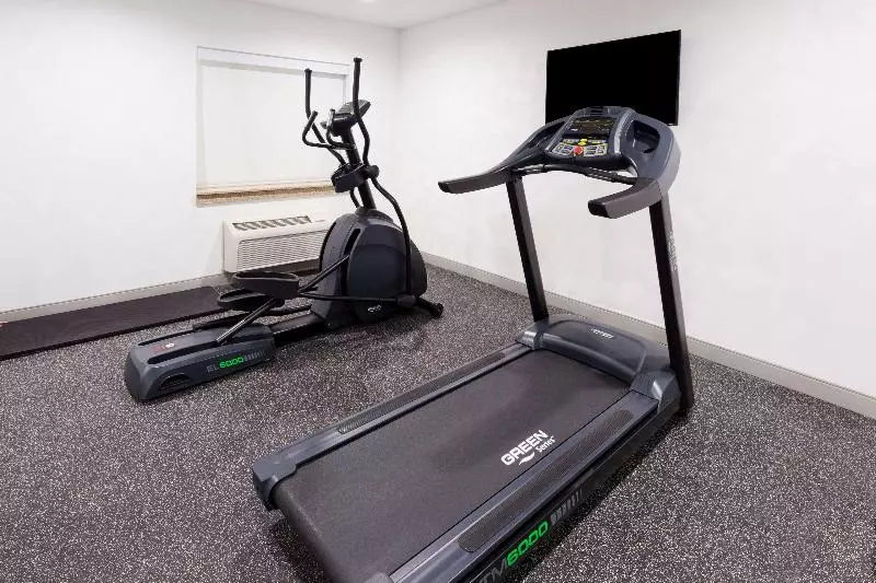 فندق Studio 6 Corona, Ca West