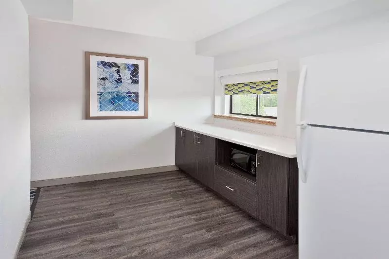 فندق Studio 6 Corona, Ca West