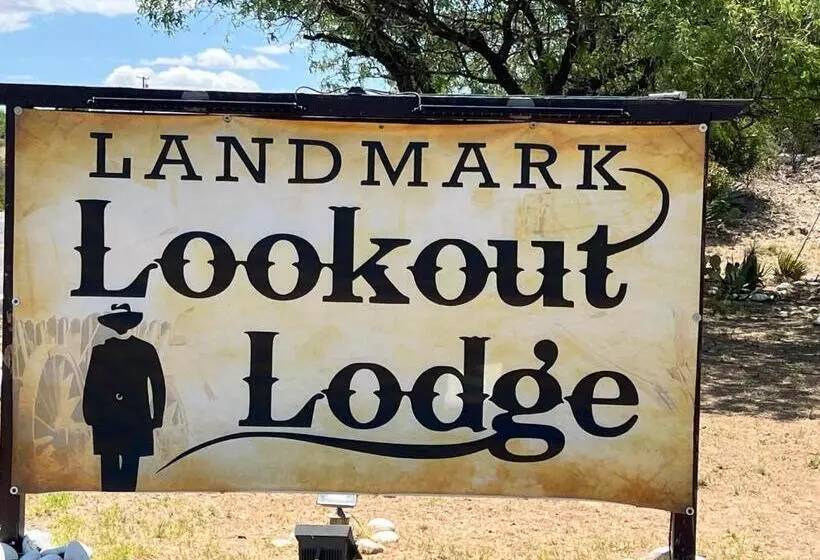 فندق Landmark Lookout Lodge
